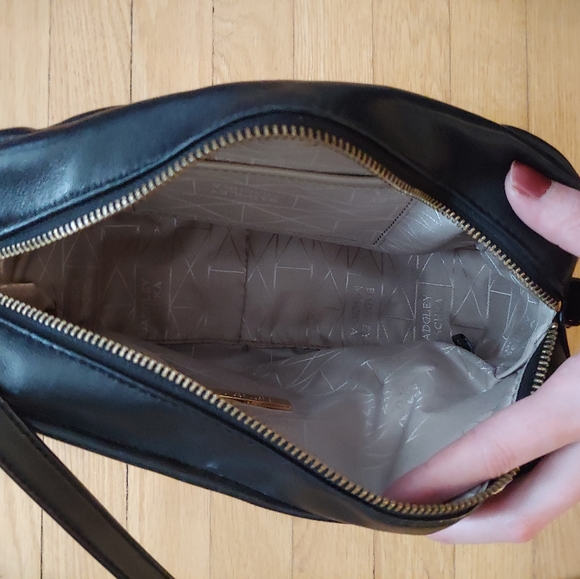 Badgley Mischka Leather Purse - Picture 7 of 8